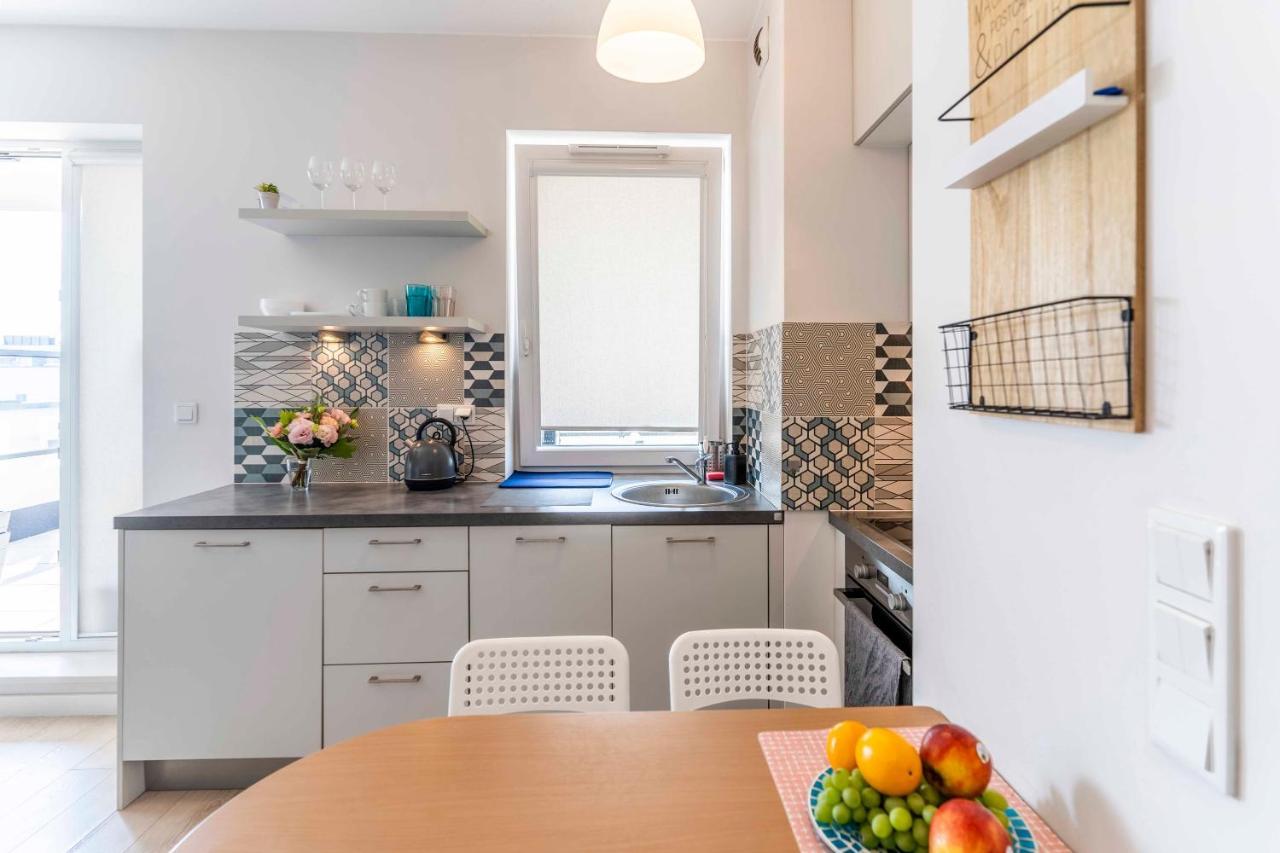 First -- Green Zoliborz Apartment 1 ワルシャワ エクステリア 写真