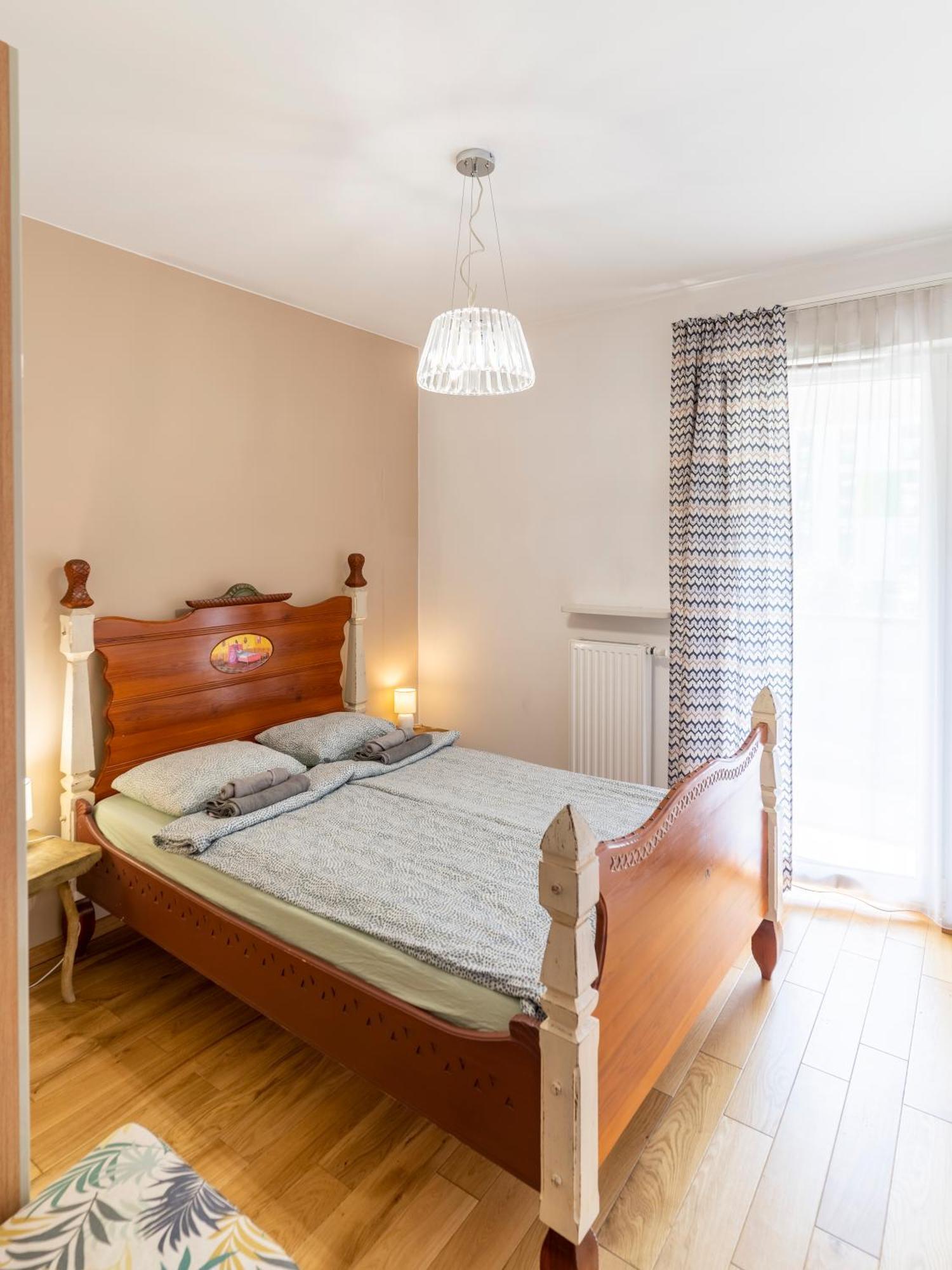 First -- Green Zoliborz Apartment 1 ワルシャワ 部屋 写真